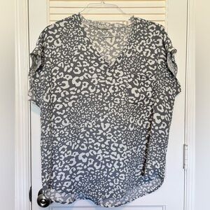JODIFL Charcoal and White Leopard Print Blouse